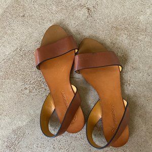 NWOT La Portegna Sandals [Rare find. discontinued style]